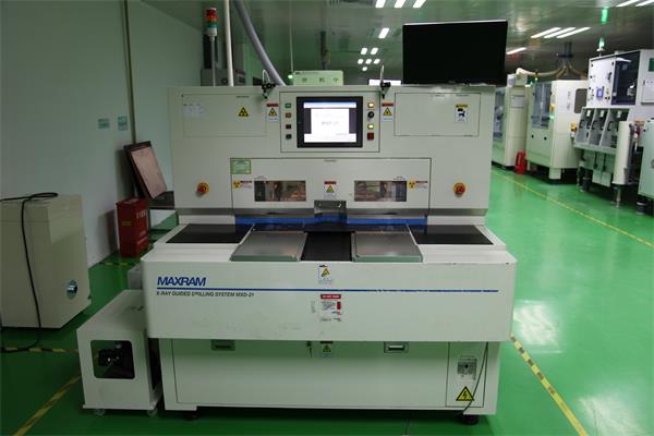 柔性線(xiàn)路板廠(chǎng)家CCD 打靶機(jī)