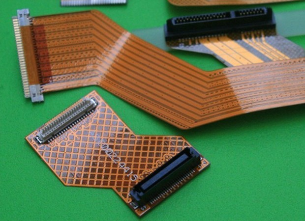 柔性線路板廠家之多層FPC對CO2激光蝕孔的影響