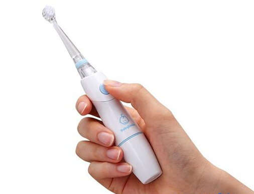 FPC廠家：帶有炫酷彩虹光的寶寶牙刷 4個(gè)月乳牙也能用