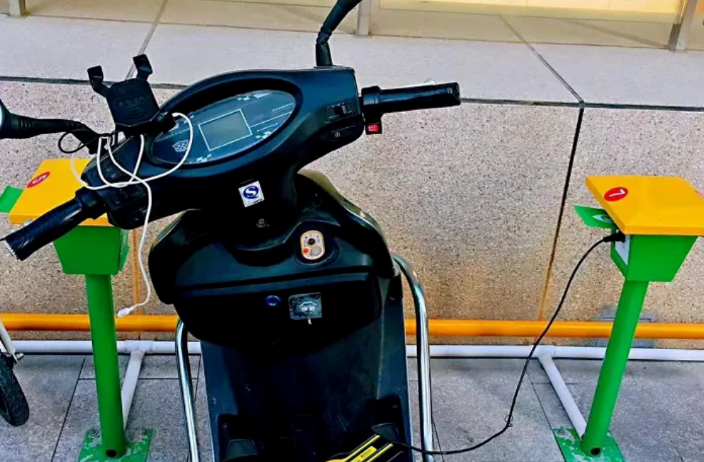 電池軟板之注意！夏天這三種充電方式最傷電池