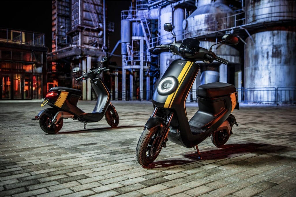 電池軟板之電動(dòng)車常見(jiàn)的4種錯(cuò)誤充電方式，很傷電池！好多人都在犯錯(cuò)！