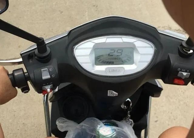 軟板之為什么電動車第一格電量最耐用，之后就掉電很快？進來找找原因！